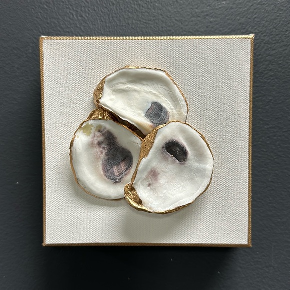 Gold Gilt Trimmed Oysters on canvas - Picture 1 of 2